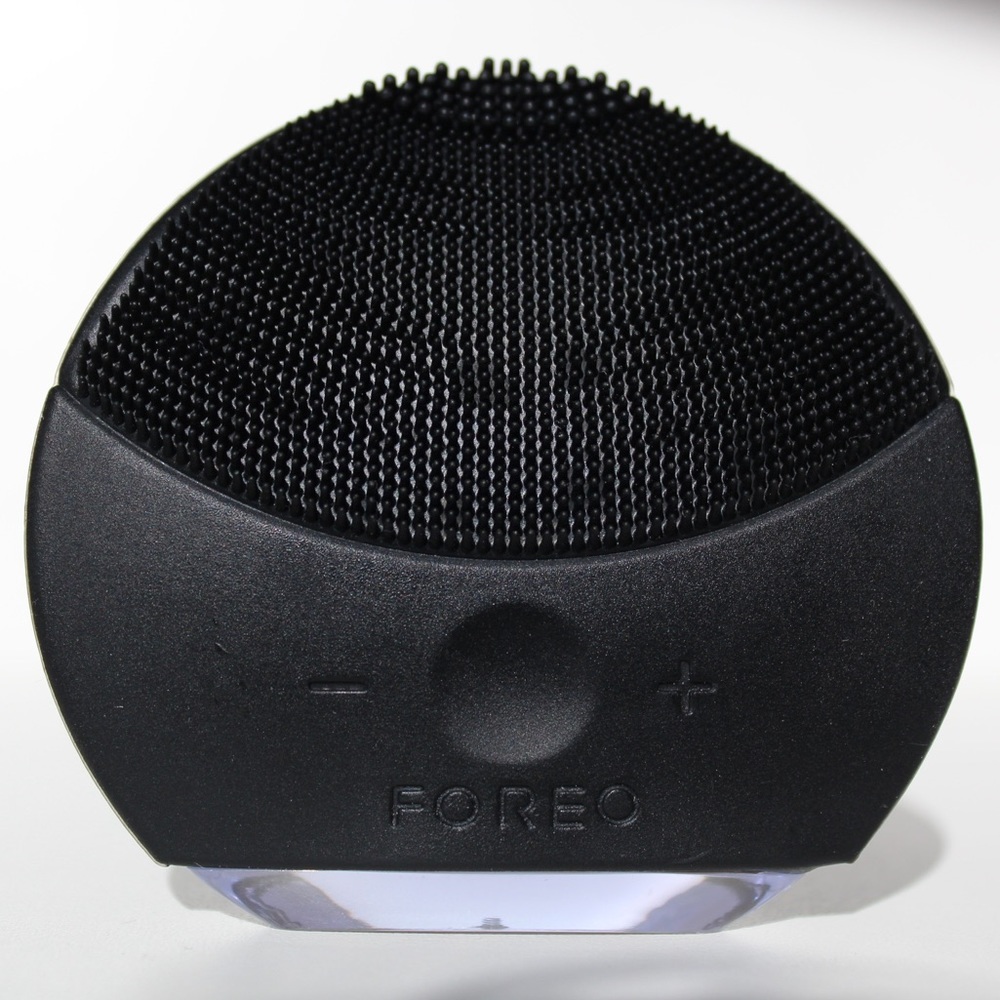Foreo LUNA Mini 2 Midnight Sonic Facial Cleanser